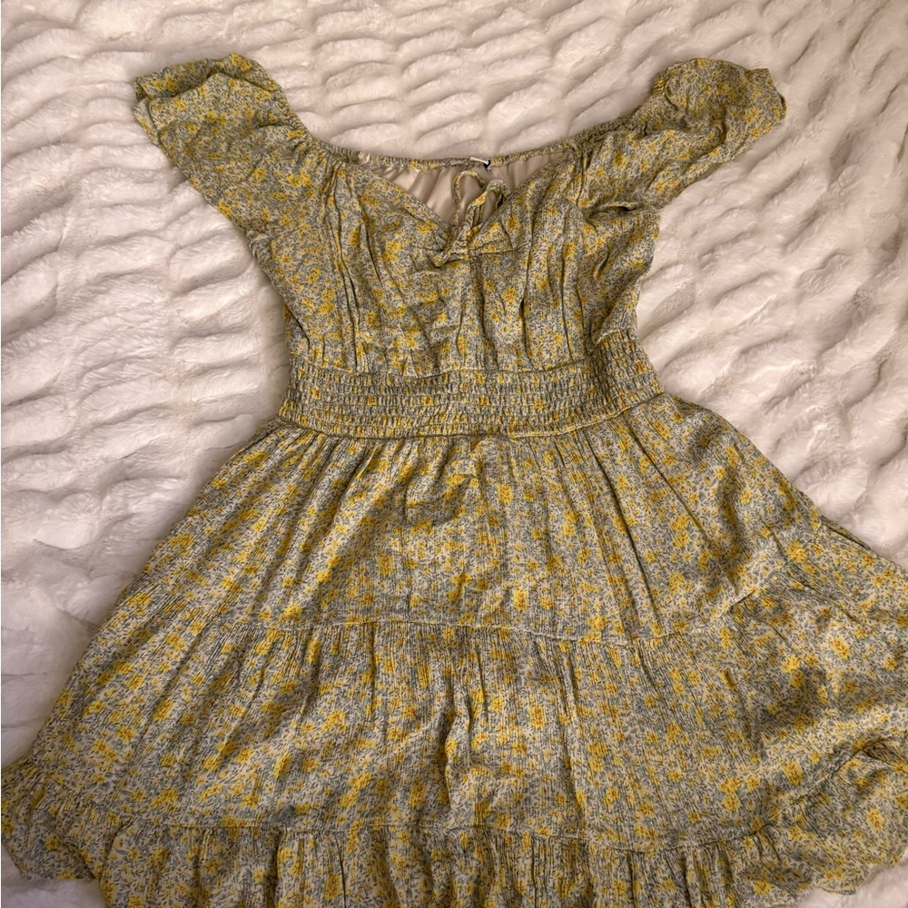 American Eagle Outfitters Yellow Floral Dress